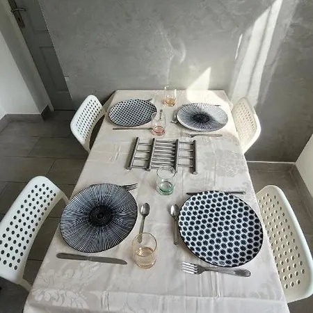 La Maison Dans Le Jardin Дом отдыха
