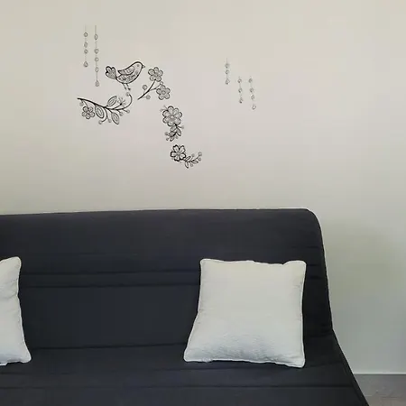 La Maison Dans Le Jardin Дом отдыха Вири-Шатийон